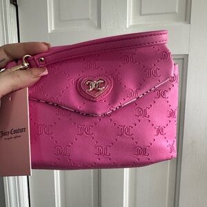 Juicy Couture Pink Quilted Women's Envelope Wristlet NWT embossed Hearts flap